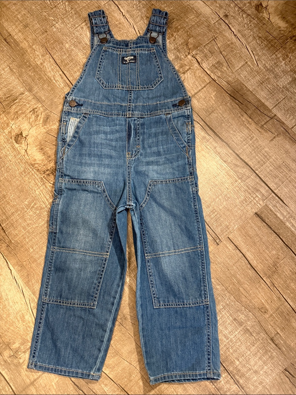 OshKosh B'gosh Light Blue Denim Toddler Overalls size 5T boys or girls